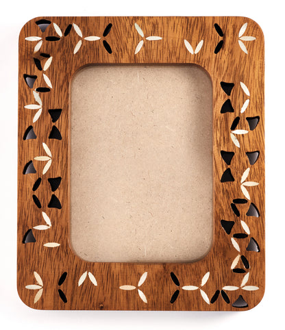 Lilya frame 2