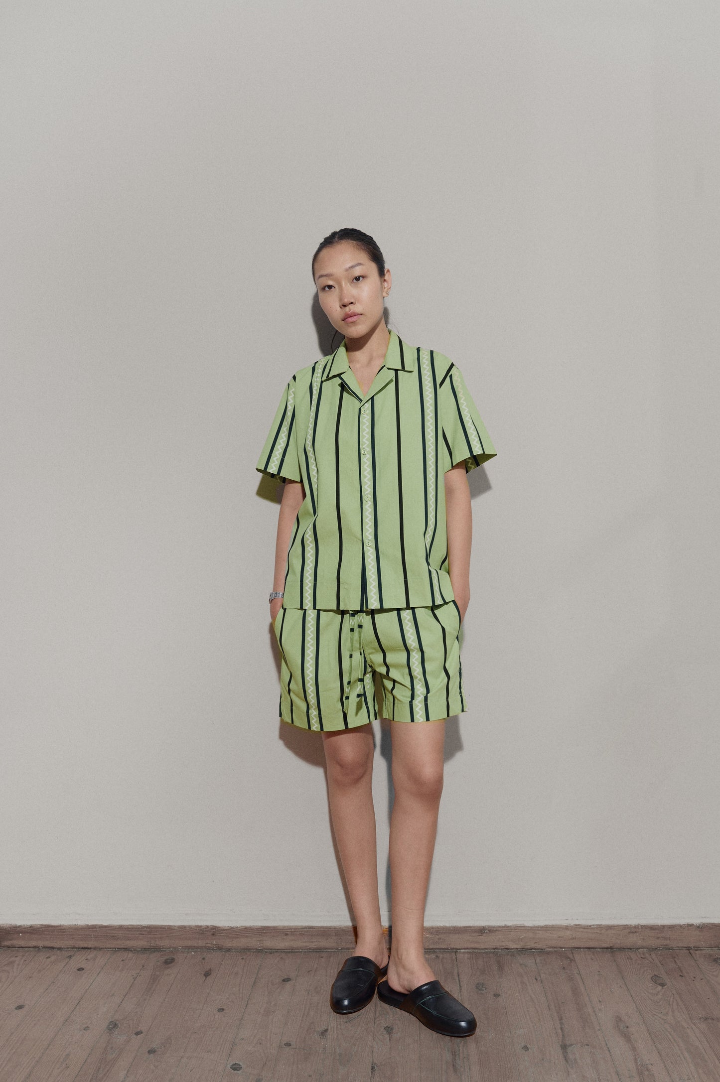 Wave stripe shirt - Laurel Green